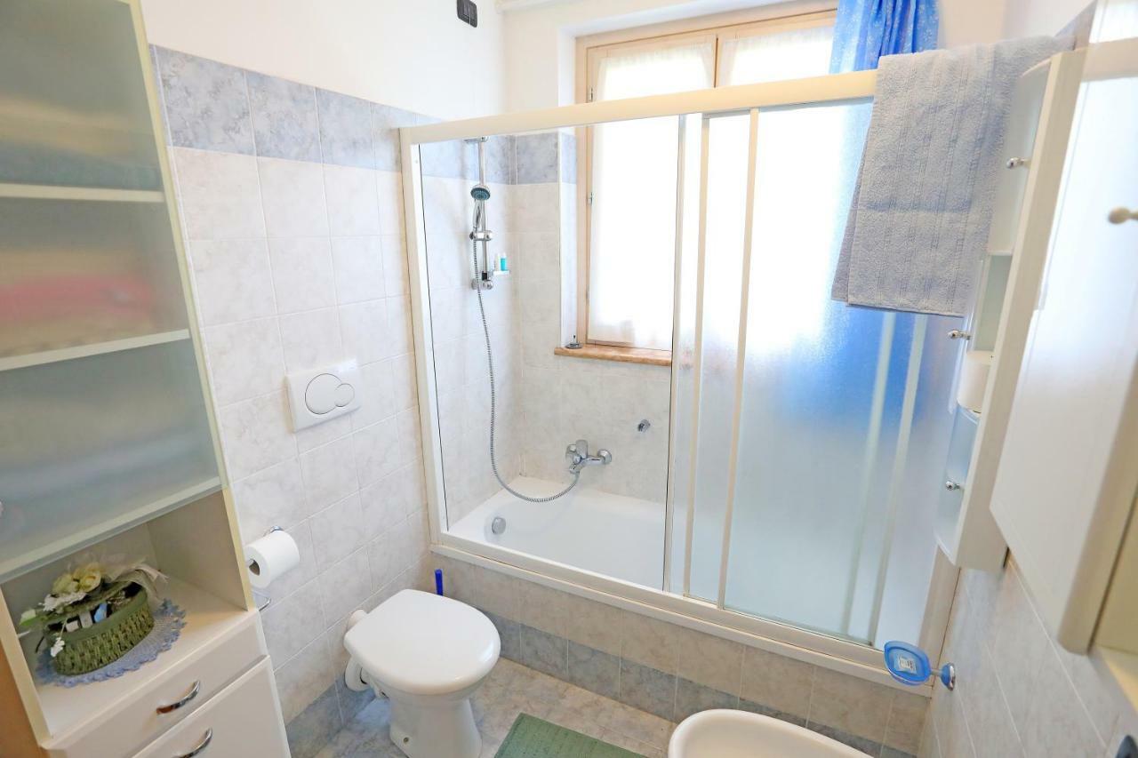 Casa Vacanze I Borghi Appartement Salionze Buitenkant foto
