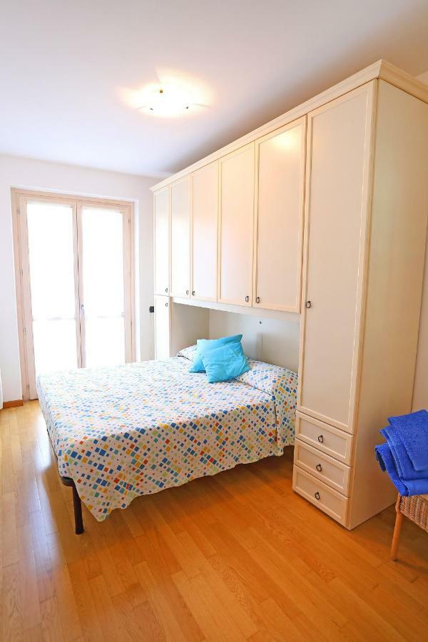 Casa Vacanze I Borghi Appartement Salionze Buitenkant foto